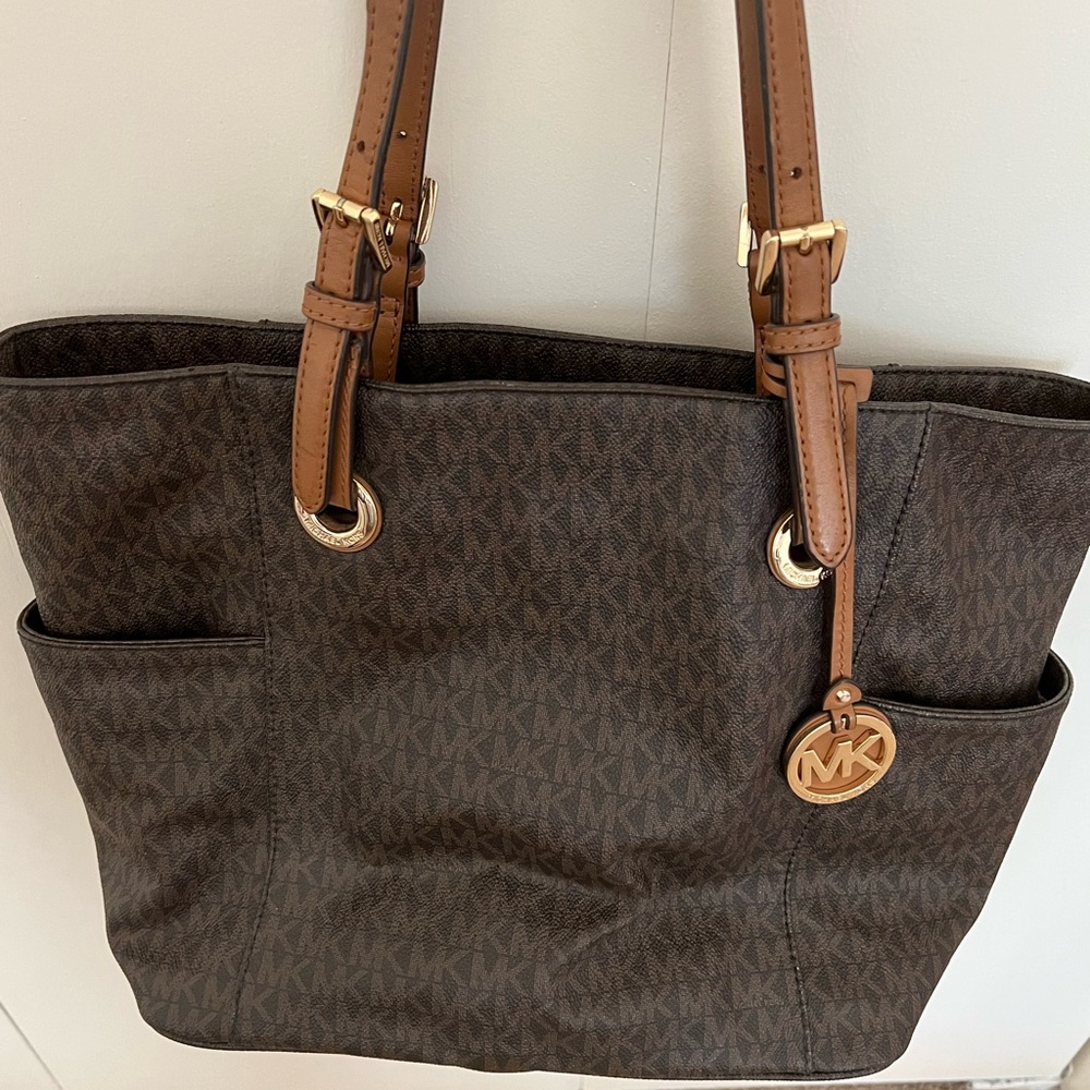 Michael Kors tote